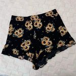 Torrid Gauze High-Rise Sunflower Shorts Size 0 Photo 6