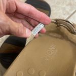 Vionic Orthoheel Bronze Metallic Circle Accent Buckle Thong Sandals Size 10 Photo 7