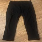 Old Navy  Active Capri Leggins Size XXL Photo 0