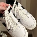 Nike Casual Shoes Photo 1