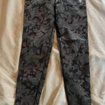 Gymshark  | Camo Seamless Leggings Sz XS Photo 0