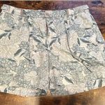 Gloria Vanderbilt | women’s paper bag style shorts. Size: 14 Photo 0