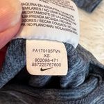 Nike  Hooded Lightweight Athletic Workout Top Woman’s Size XS Blue Black Heather Photo 8