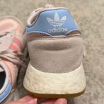 Adidas Pink Sneakers Photo 2