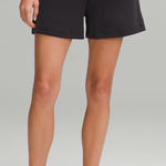 Lululemon Softstreme High-Rise Short 4β Photo 0