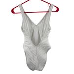 GIGI C Paisley Swimsuit Size Small NWOT White Textured Ribbed Swim Stripe NEW Photo 3