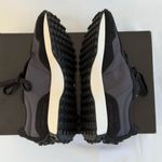 New Balance Figs 327 in Black, Size 8.5 Photo 7