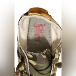 Jellypop  Womens Camo shoes. Size 6.5M Photo 4