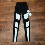 Alo Yoga Black and White Alo Leggings Photo 4