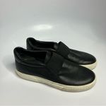 Vince  black leather Kirkland slip on‎ shoes size 7.5 Photo 3