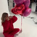 Parke Valentine’s Day Red Embossed Mockneck Sweatshirt NWT Size undefined Photo 9