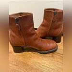 Timberland  Women's Brown Leather Boots size 6 Photo 6