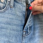 Madewell  The Perfect Vintage Straight Jean size 24 raw hem distressed Photo 6