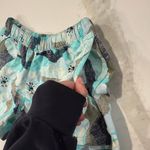 Patagonia  Barley Baggies Print Shorts Womens Medium Blue Hibiscus FieldTurquoise Photo 3