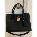 Michael Kors Hamilton East Vest Black Leather Bag Photo 46
