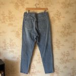 Gap  Mom Jean High Rise medium wash denim jeans straight leg 14 Tall 32 inseam Photo 1