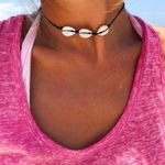 Handmade Cowrie Shell Choker  Photo 0