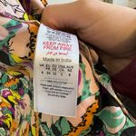 Boohoo NWT  Floral Front Knot Blouse Photo 9