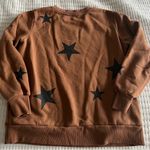 Zenana  | medium star crewneck Photo 3