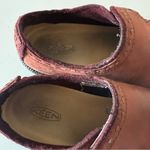 Keen  Kacie Clog Loafer Burgundy Maroon Leather Suede Slip On Shoes Mule SZ 7 Photo 7