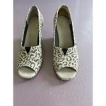 Toms  Women's‎ Leopard Print Peep Toe Wedge Sandals Size 6.5 Beige Photo 2