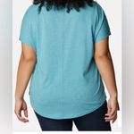 Columbia Women’s Teal Cades Cape™ T-Shirt Photo 4