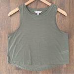 Athleta Vapor Sheer Round Neck Cropped Sleeveless Tank Moss Green Size Small Photo 4