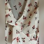 Romwe Wrap Around Flower Dress. Size Medium/ 6. Photo 4