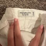 Abercrombie & Fitch Abercrombie 90s High-Rise Straight Ultra Photo 2