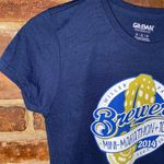 Gildan Brewer’s Mini-Marathon 2014 Graphic T-Shirt Small Photo 1