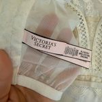 Victoria's Secret NWOT  Cream Lace High neck Bra XL Romantic Photo 2