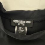 Pretty Little Thing PLT sculpt t shirt  Photo 1