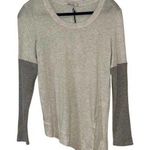 Red Haute LONG SLEEVE ANGLED WAIST PULLOVER TOP MEDIUM Photo 0