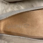 Vionic  Shimmering Silver Women's Loafers size 7.5 excellent condition Photo 4