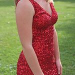 Red homecoming dress Size 4 Photo 8