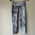 Nike  The One Gray Tie Dye Tight Fight Leggings Size Small Photo 1