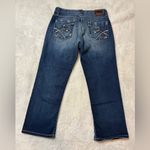 Buckle BKE Kate Capri Women's Size 29 Stretch Blue Jeans Low Distressed Photo 4