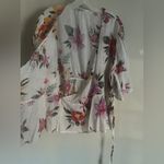 Old Navy  Women’s Linen Floral Hawaiian Tropical Wrap Top Photo 3