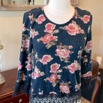 Rue 21 Soft Stretchy Comfy Top Lightweight Sweater Womens Medium Navy Blue Floral Photo 7