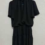 Casual Women V Photo 1