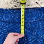 Lululemon Wunder Under Leggings in Samba Snake Kayak Blue Hero Blue size 6‎ Photo 6