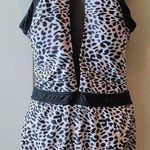 Live life on the beach Leopard print women’s swimsuit. Size XL Photo 0