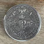Vintage round Aztec sun god convertible pin/pendant Silver Photo 0