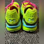 Under Armour  Women's Charge RC 2 Heat Guard Running Shoes 10.5 Photo 4