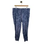 Athleta Farallon Printed Joggers in Inversion Medieval Violet Size 18 Photo 6