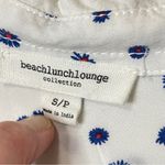 BeachLunchLounge White Long-Sleeve Button-Down Blue Floral Floral Print, Small Photo 7