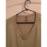 Athletic Works  Women's Short Sleeve T-Shirt V-Neck Shirt Size XL 16-18 Green Photo 1