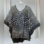 Chic Black and White Blouse with Modern Elegance Size 14 Photo 0