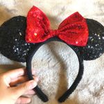 Disney Minnie Mouse Ears Photo 0