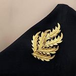 Unsigned Gold Leaf Brooch Pin Photo 5